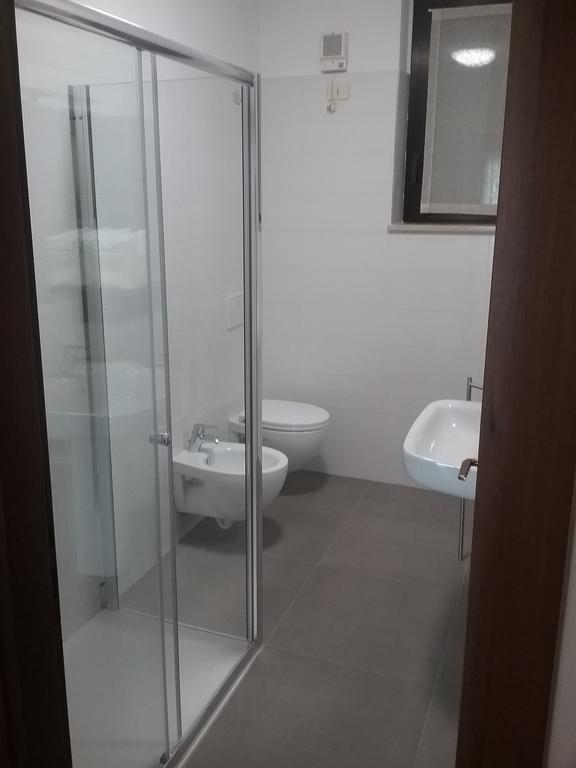 Apartment Weiss Home Riva del Garda Exterior foto
